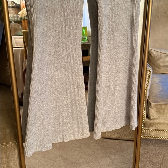 Aerie Pants Womens XL Groove On Corduroy Flare Bell Bottom Pull On - Picture 5 of 8